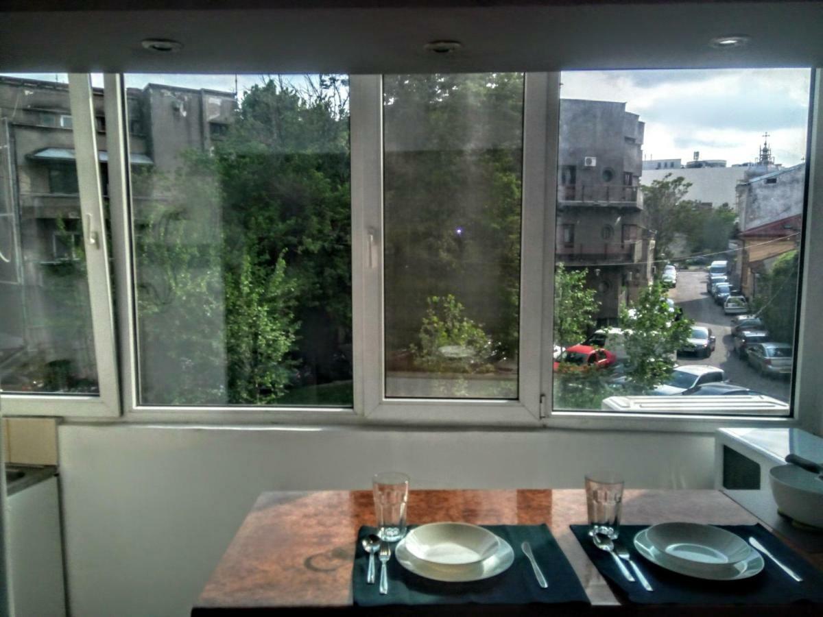 Central Bright Modern Studio Букурещ Екстериор снимка