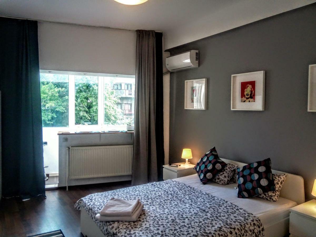Central Bright Modern Studio Букурещ Екстериор снимка